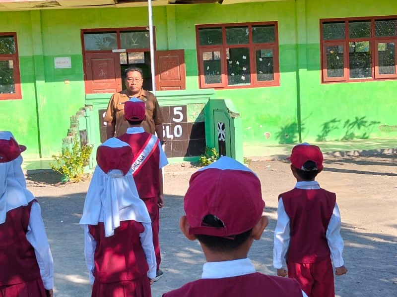 Upacara Hari Senin SDN 5 Kedunglo
